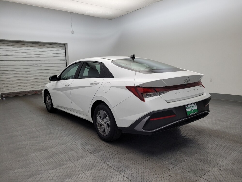2024 Hyundai Elantra in Mesa, AZ 85210 - 18120559 5
