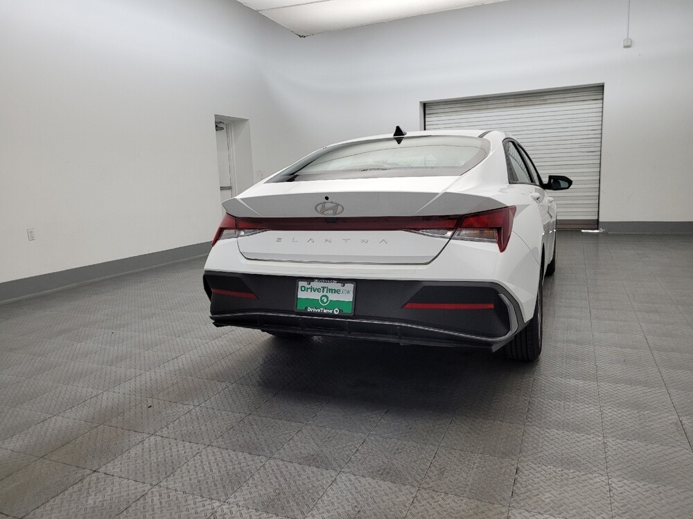 2024 Hyundai Elantra in Mesa, AZ 85210 - 18120559 7