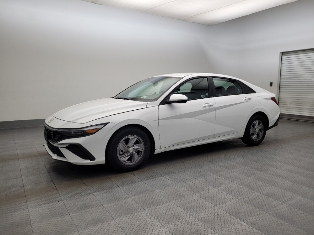 2024 Hyundai Elantra in Mesa, AZ 85210 - 18120559 2