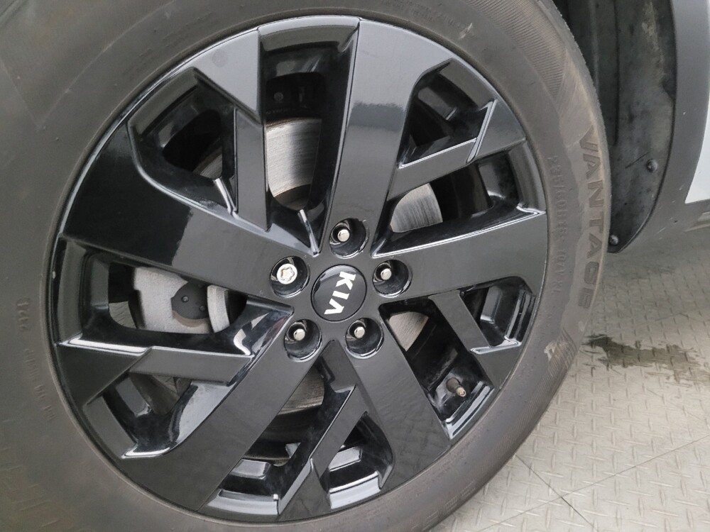 2021 Kia Sorento in Pittsburgh, PA 15236 - 18120560 31