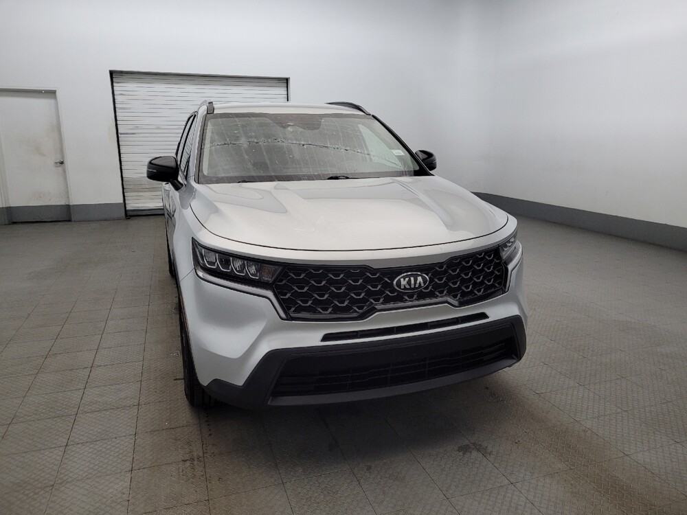 2021 Kia Sorento in Pittsburgh, PA 15236 - 18120560 14
