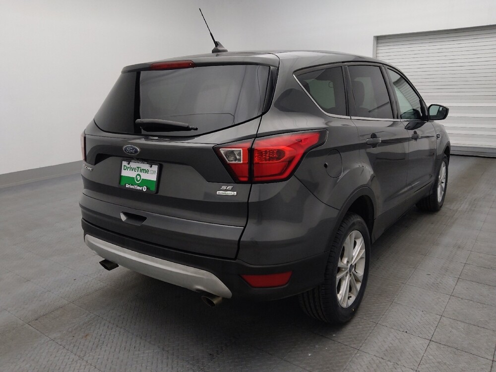 2019 Ford Escape in Orlando, FL 32808 - 18120564 9