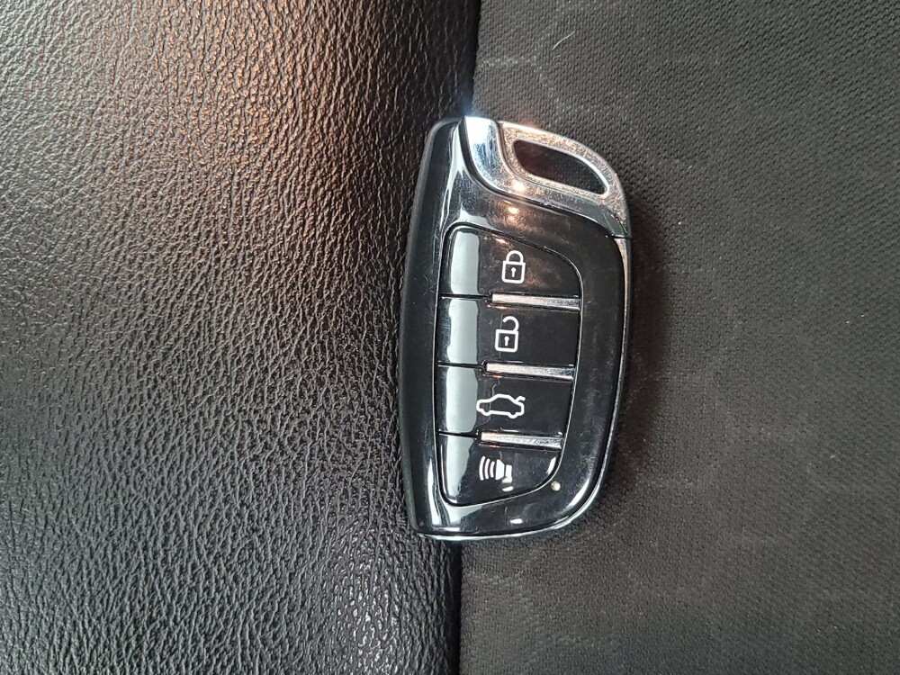 2021 Jeep Compass in Antioch, TN 37013 - 18120565 32