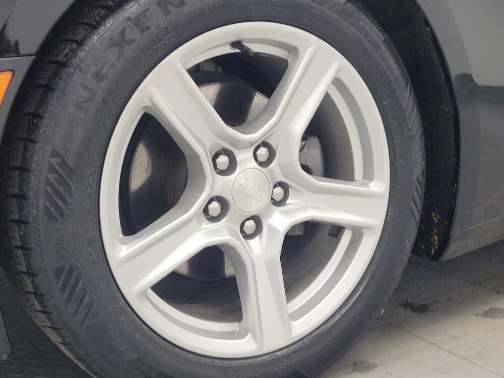 2020 Chevrolet Camaro in Antioch, TN 37013 - 18120569 31