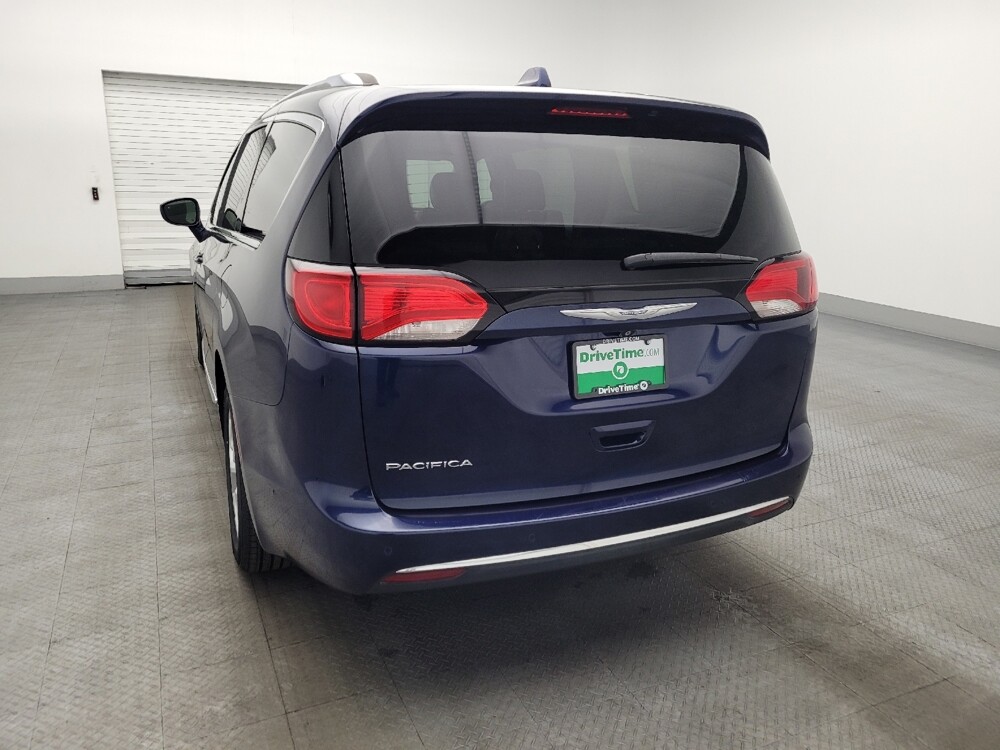 2017 Chrysler Pacifica in Orlando, FL 32808 - 18120576 6