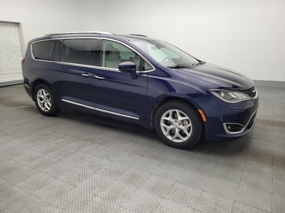 2017 Chrysler Pacifica in Orlando, FL 32808 - 18120576 11