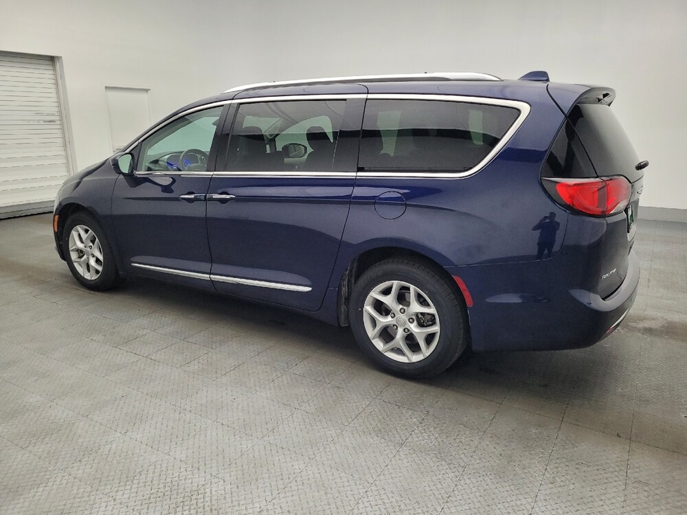 2017 Chrysler Pacifica in Orlando, FL 32808 - 18120576 3