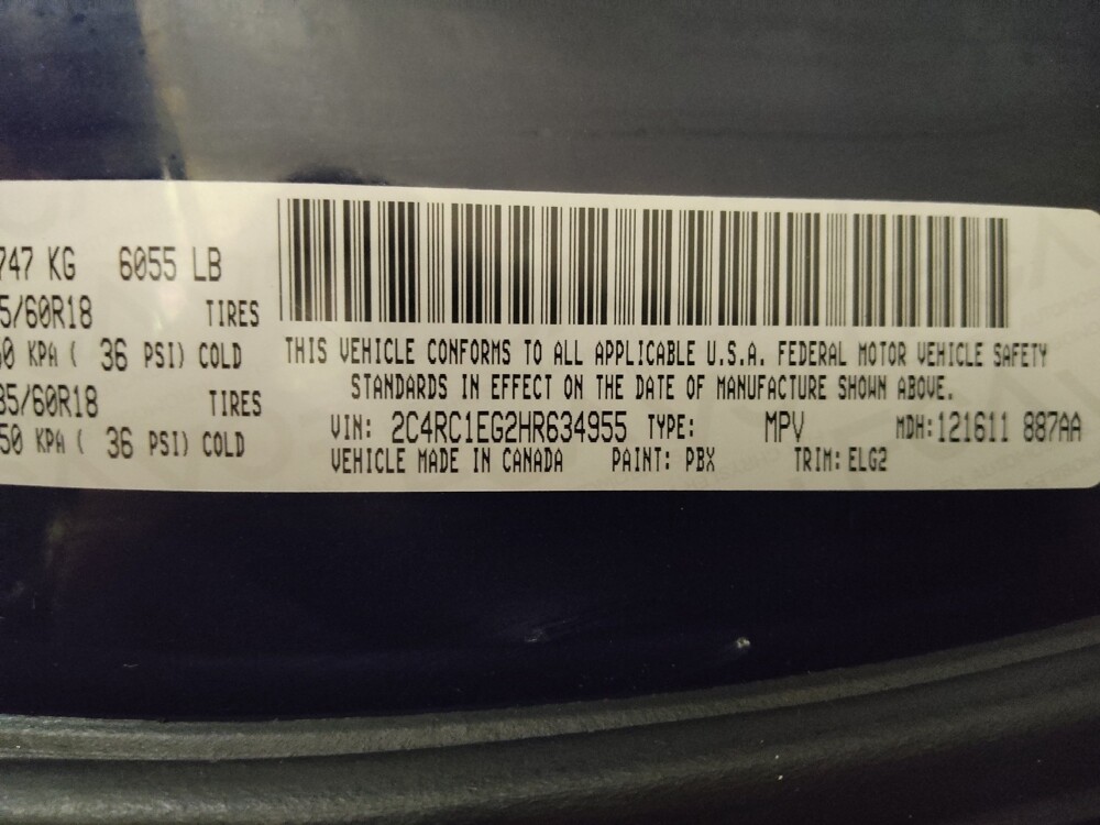 2017 Chrysler Pacifica in Orlando, FL 32808 - 18120576 33