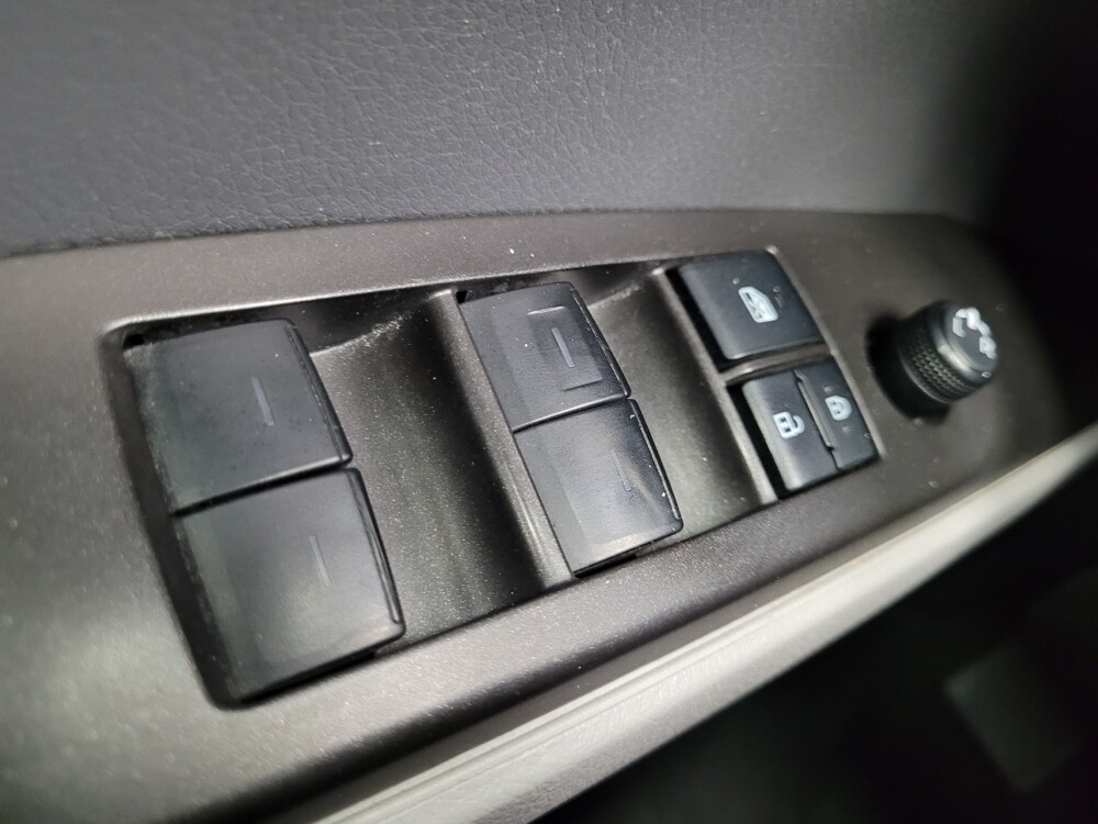 2022 Toyota Camry in Las Vegas, NV 89102 - 18120579 27