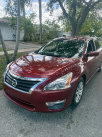 2015 Nissan Altima in Hollywood, FL 33023-1906