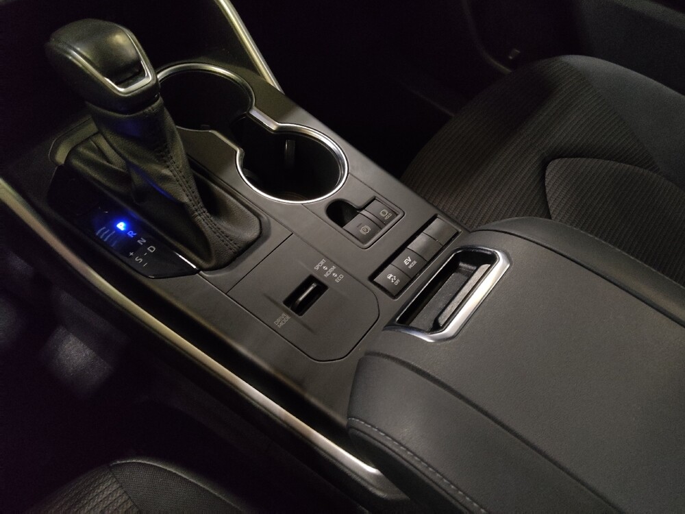 2021 Toyota Highlander in Marietta, GA 30062 - 18120584 26