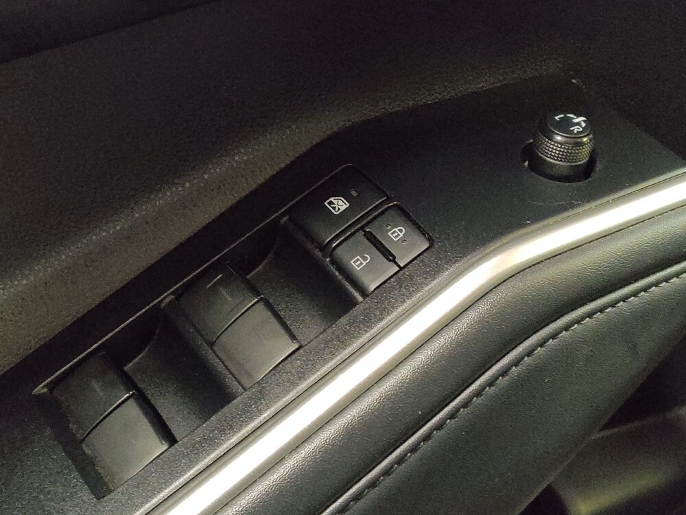 2021 Toyota Highlander in Marietta, GA 30062 - 18120584 27