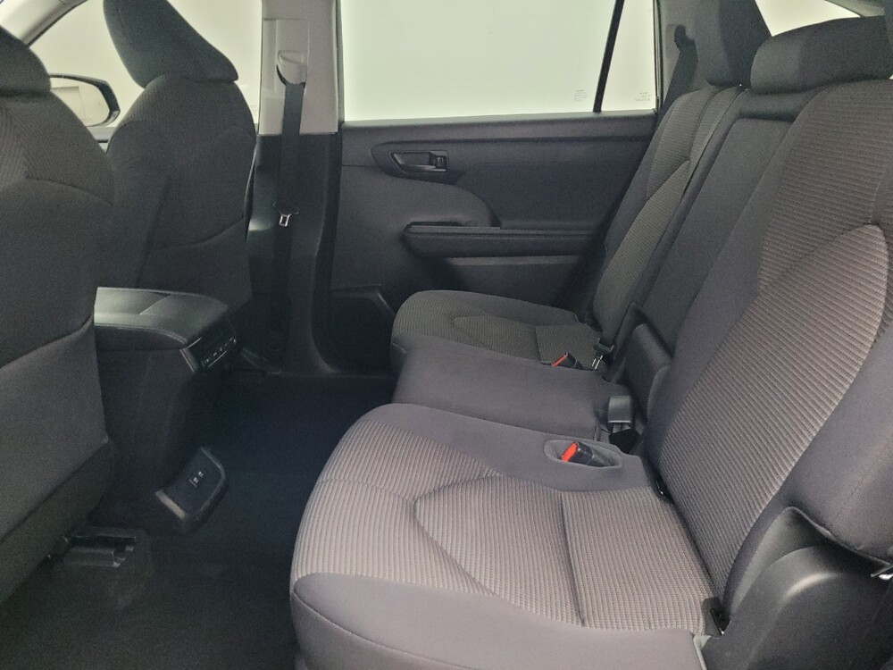 2021 Toyota Highlander in Marietta, GA 30062 - 18120584 18