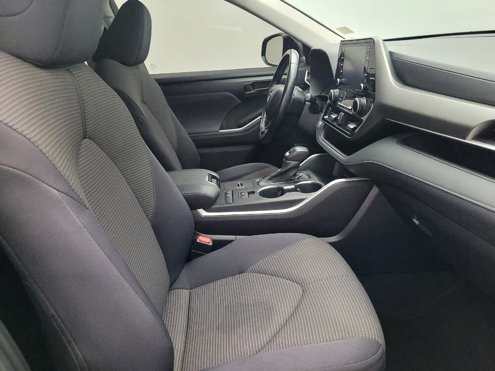 2021 Toyota Highlander in Marietta, GA 30062 - 18120584 21