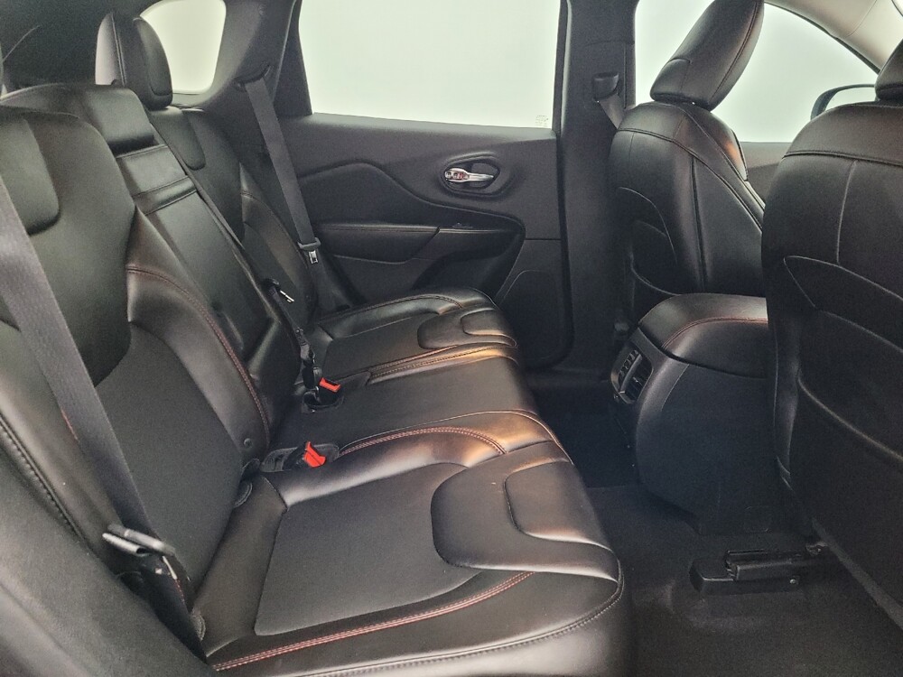 2019 Jeep Cherokee in Kissimmee, FL 34744 - 18120590 19