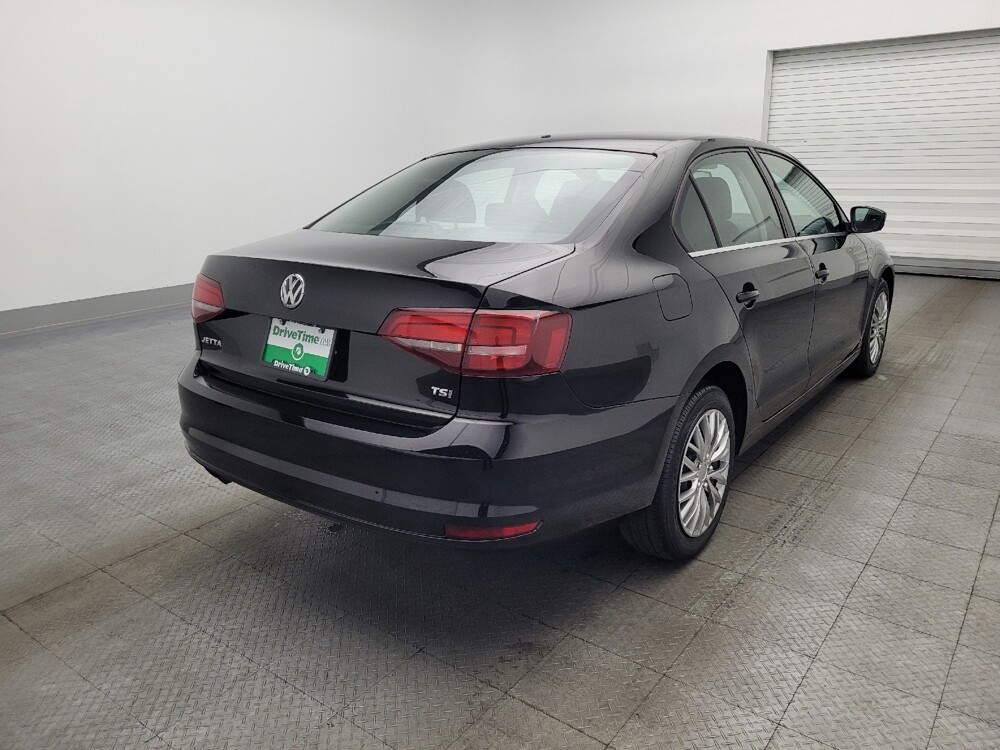 2017 Volkswagen Jetta in Orlando, FL 32808 - 18120595 9