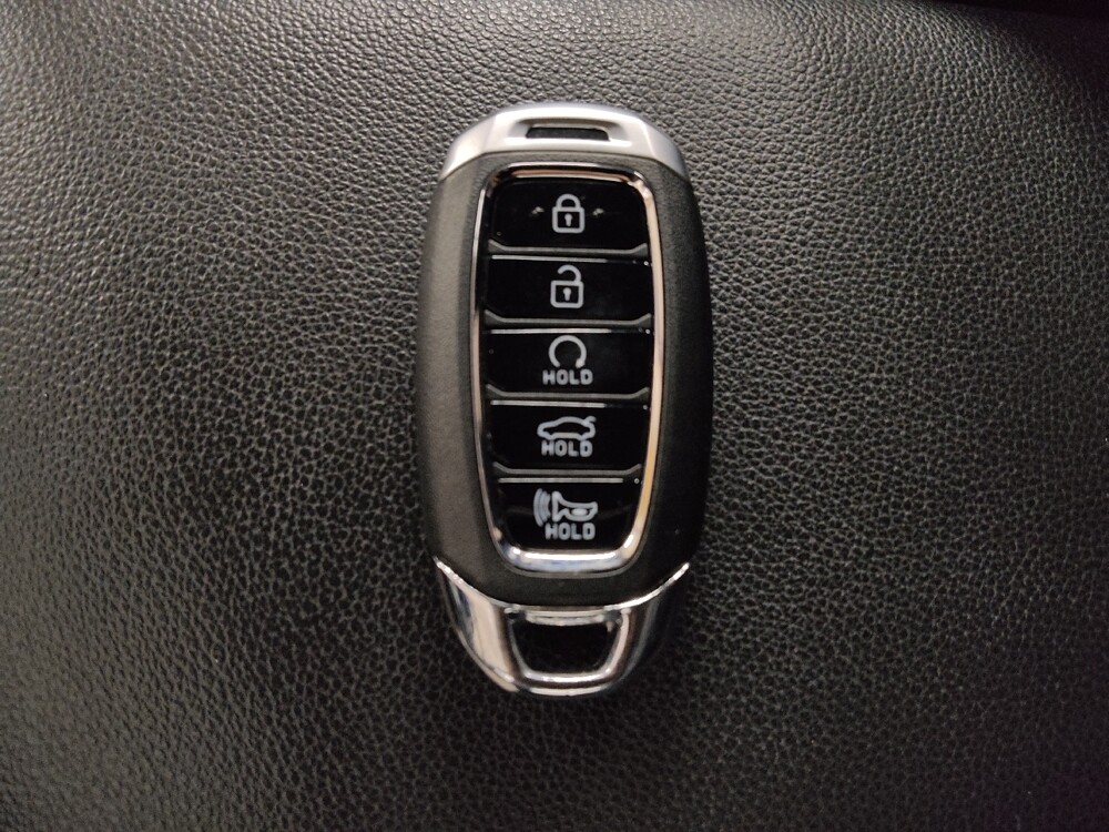 2022 Hyundai Elantra in Macon, GA 31210 - 18120599 32