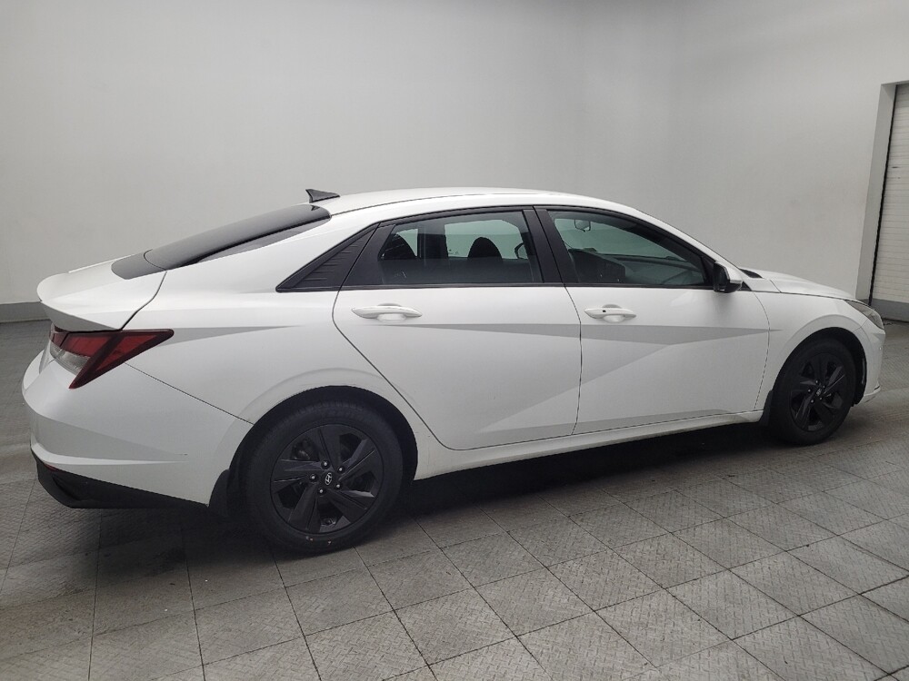 2022 Hyundai Elantra in Macon, GA 31210 - 18120599 10