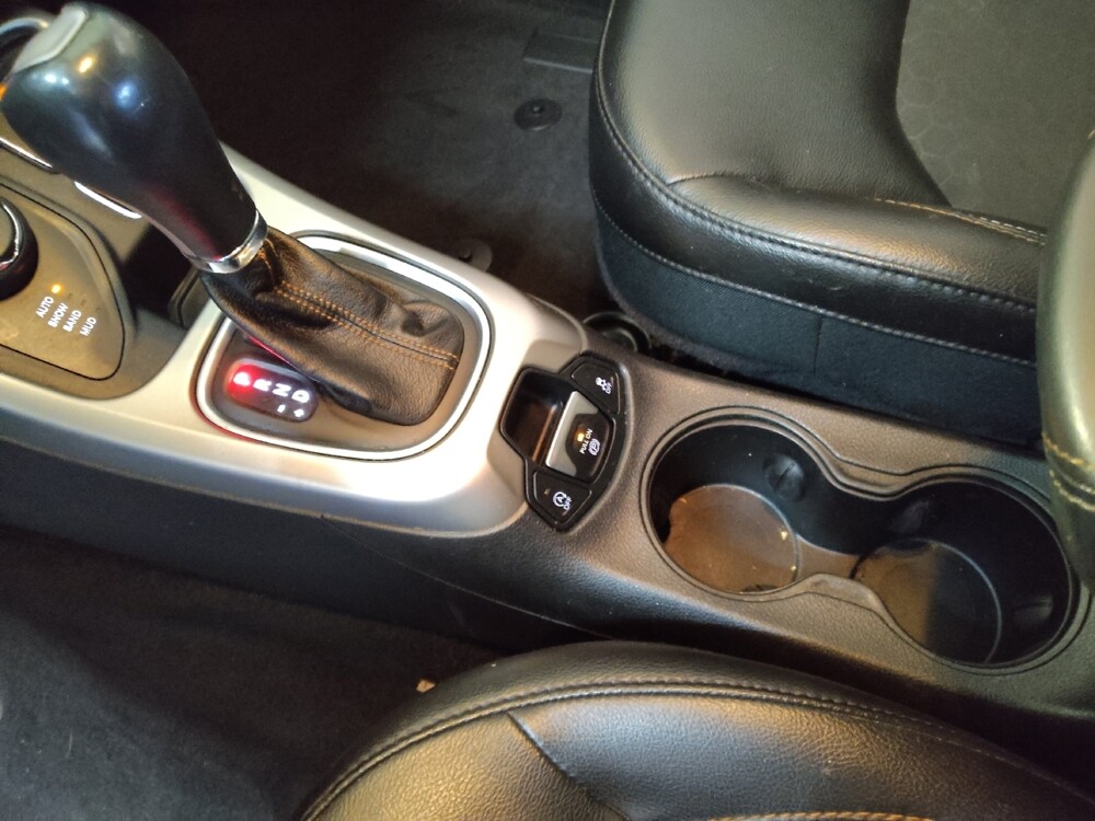 2018 Jeep Compass in Raleigh, NC 27604 - 18120606 26