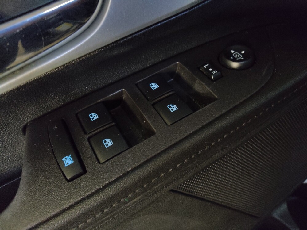 2017 Chevrolet Equinox in Raleigh, NC 27604 - 18120609 27