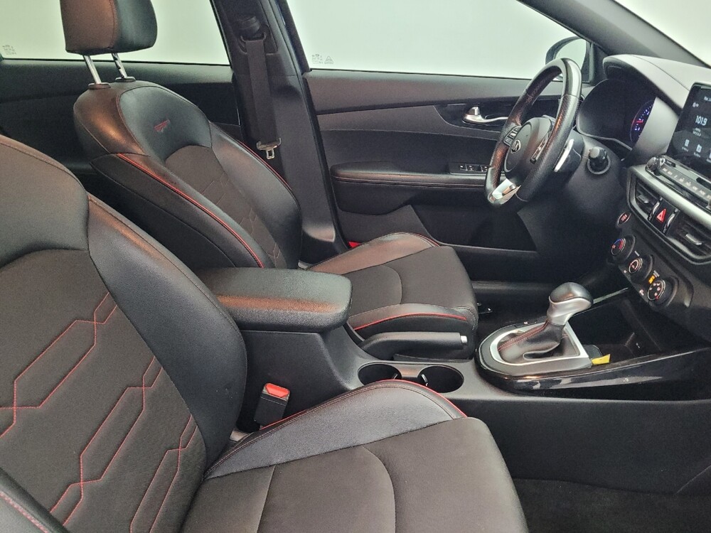 2021 Kia Forte in Fayetteville, NC 28304 - 18120614 21