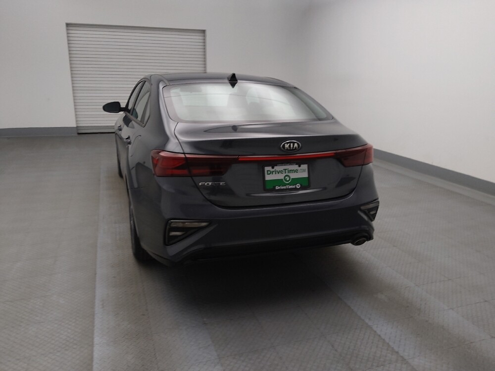 2021 Kia Forte in Albuquerque, NM 87123 - 18120621 6