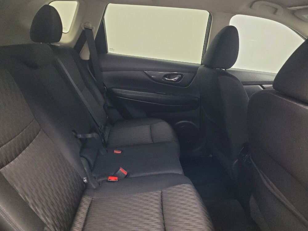 2018 Nissan Rogue in Huntsville, AL 35816 - 18120630 19