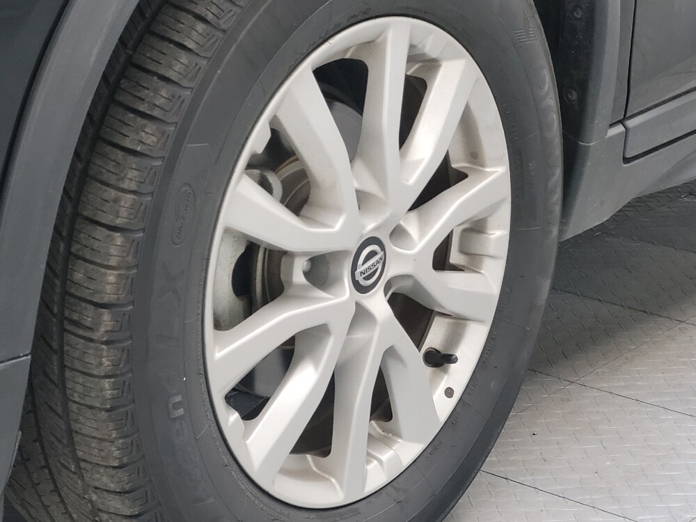 2018 Nissan Rogue in Huntsville, AL 35816 - 18120630 31