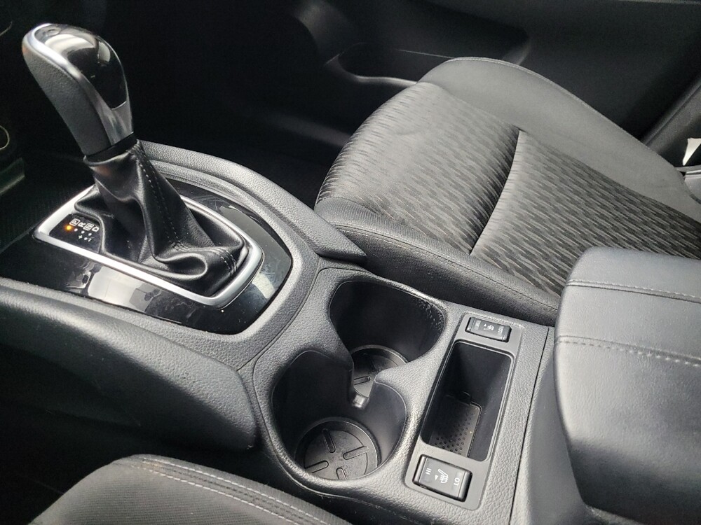 2018 Nissan Rogue in Huntsville, AL 35816 - 18120630 26