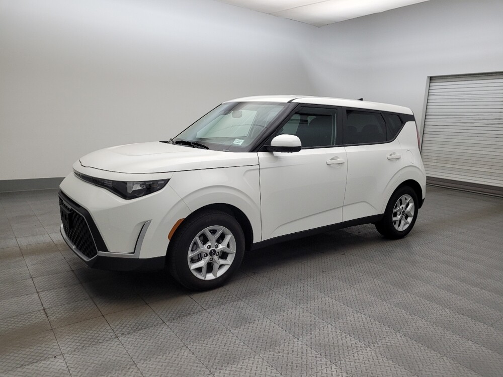 2025 Kia Soul in Tucson, AZ 85705 - 18120632 2