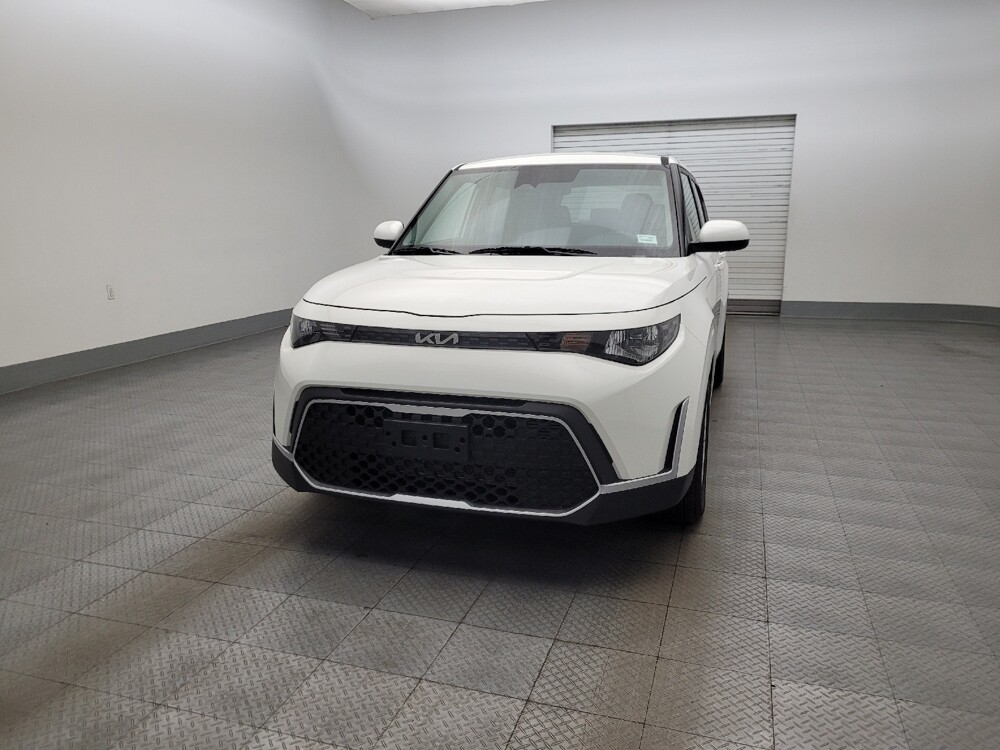 2025 Kia Soul in Tucson, AZ 85705 - 18120632 15