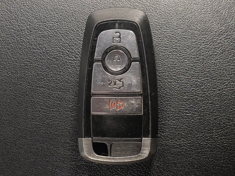 2017 Ford Edge in Houston, TX 77034 - 18120644 32