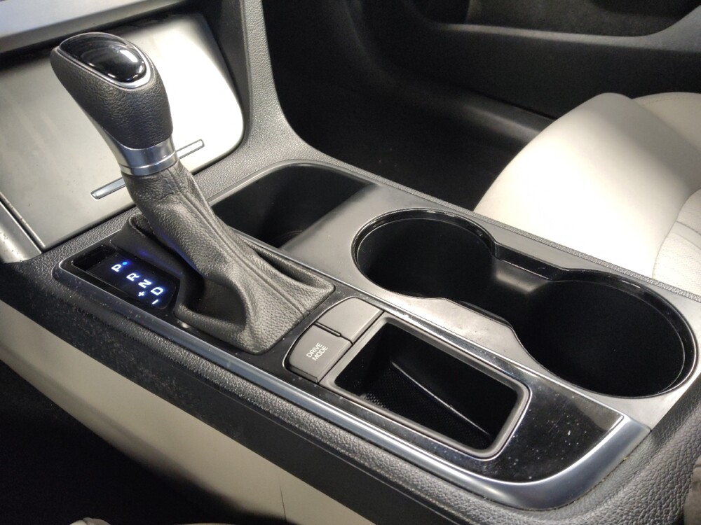 2016 Hyundai Sonata in Houston, TX 77060 - 18120648 26