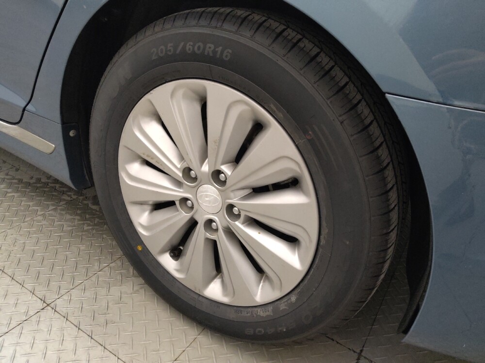 2016 Hyundai Sonata in Houston, TX 77060 - 18120648 31