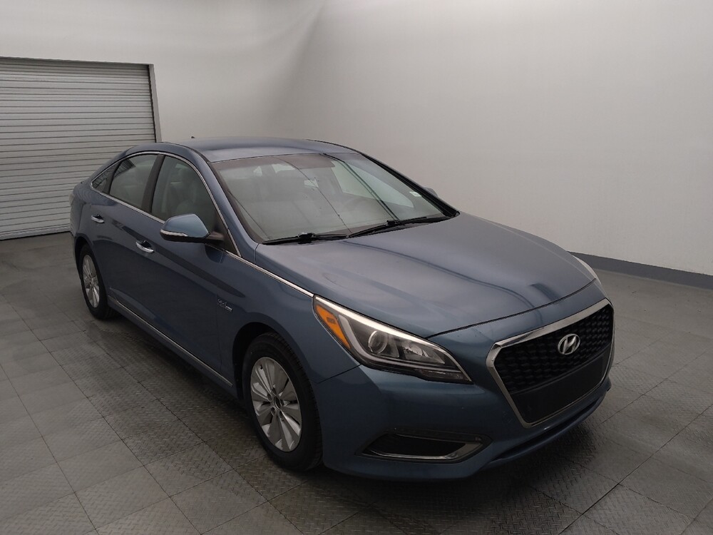 2016 Hyundai Sonata in Houston, TX 77060 - 18120648 13