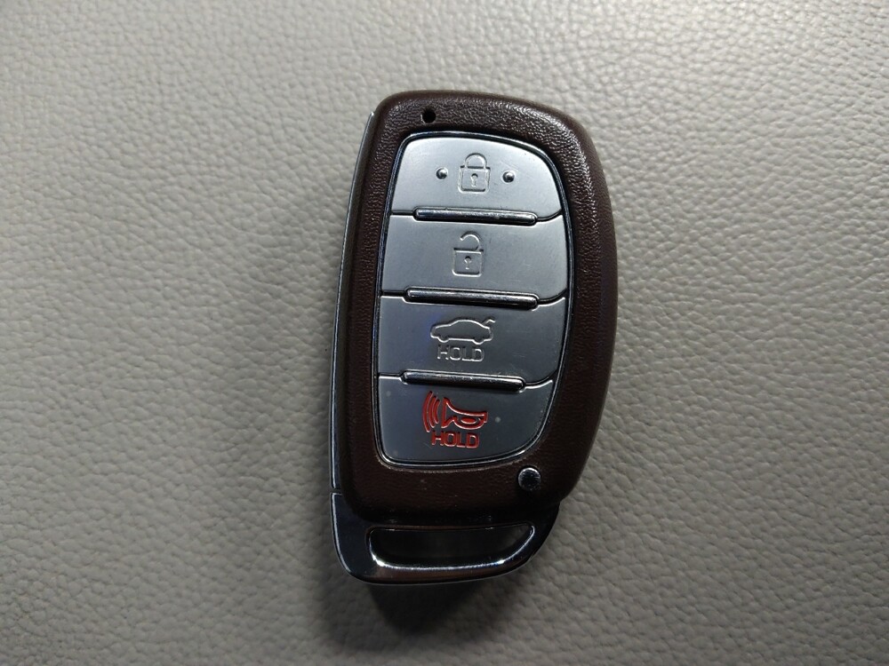 2016 Hyundai Sonata in Houston, TX 77060 - 18120648 32