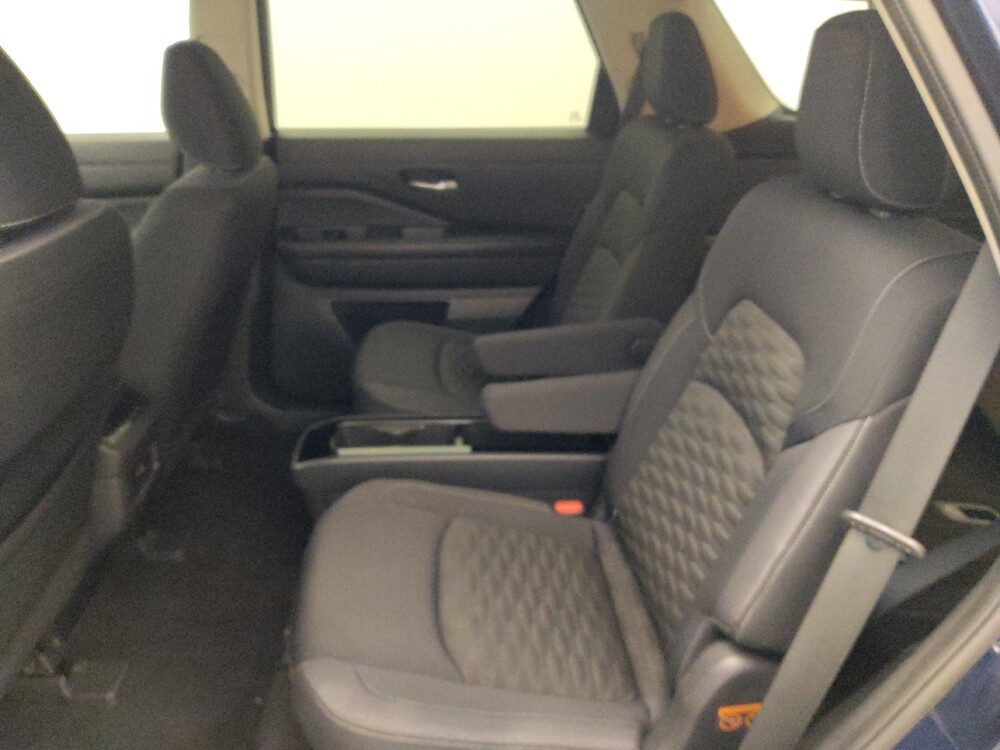 2022 Nissan Pathfinder in Baton Rouge, LA 70816 - 18120654 18