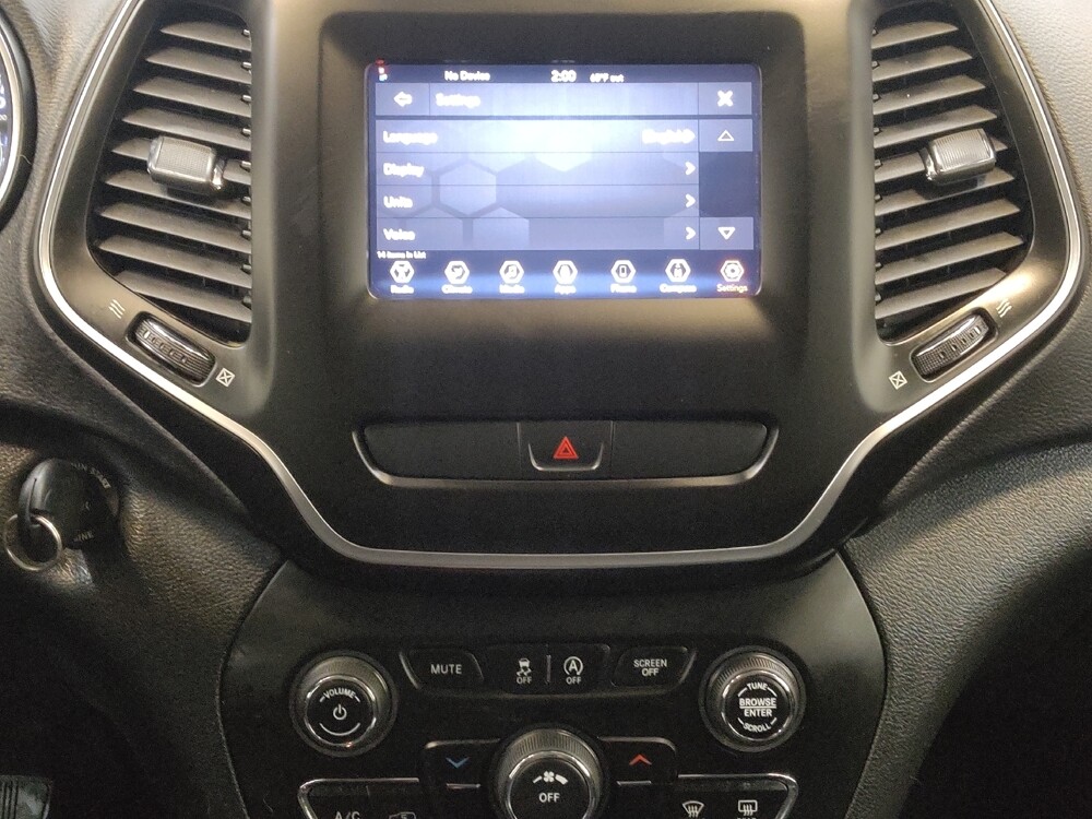 2020 Jeep Cherokee in Fairfield, OH 45014 - 18120662 25