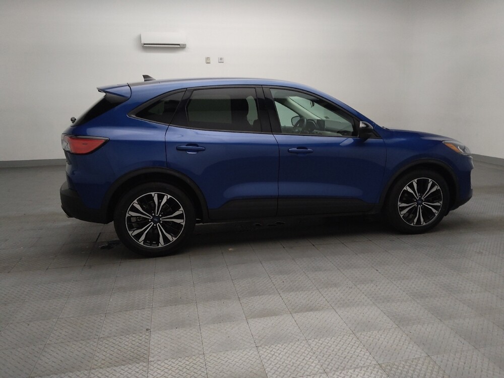 2022 Ford Escape in Fort Worth, TX 76116 - 18120663 10