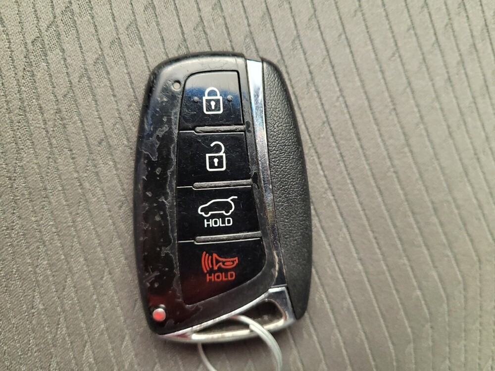 2018 Hyundai Santa Fe in Maple Heights, OH 44137 - 18120665 32