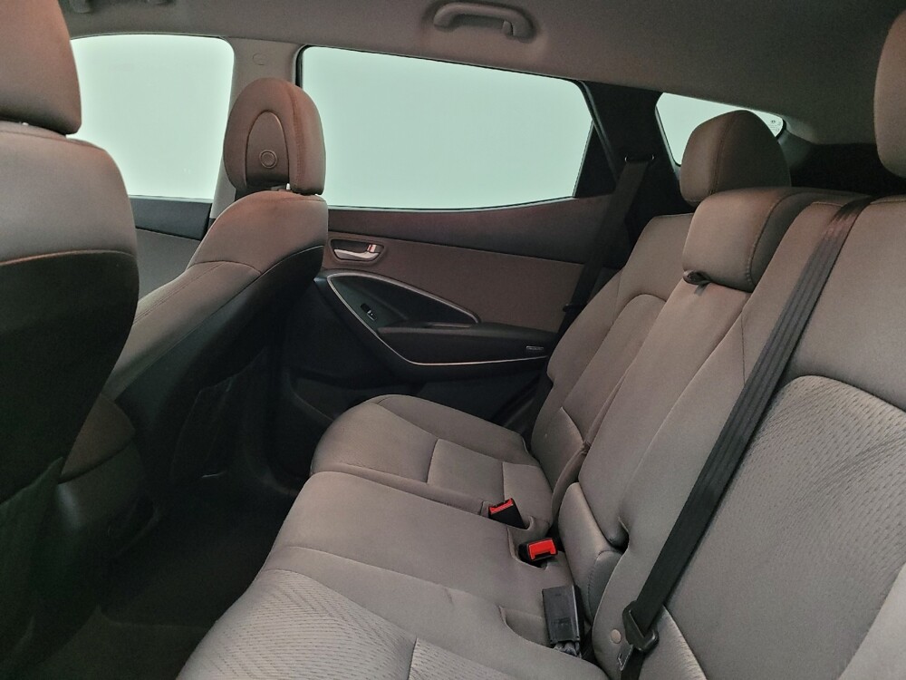 2018 Hyundai Santa Fe in Maple Heights, OH 44137 - 18120665 18