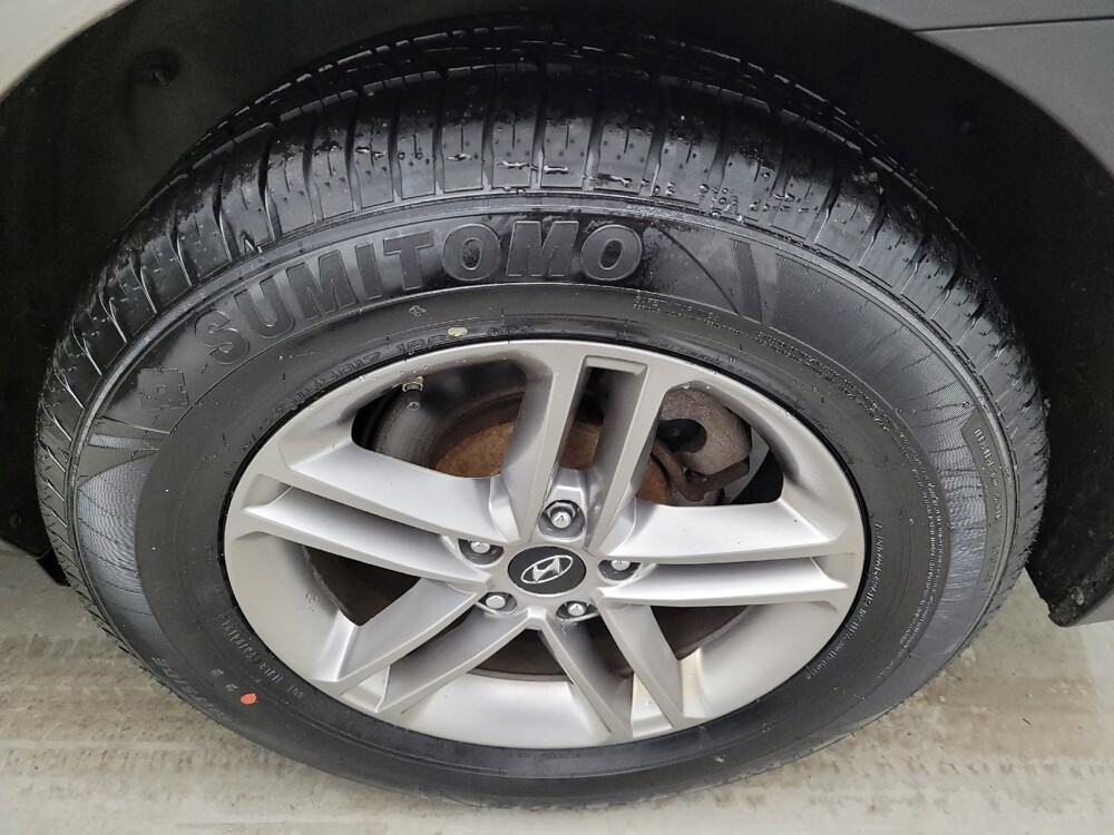 2018 Hyundai Santa Fe in Maple Heights, OH 44137 - 18120665 31