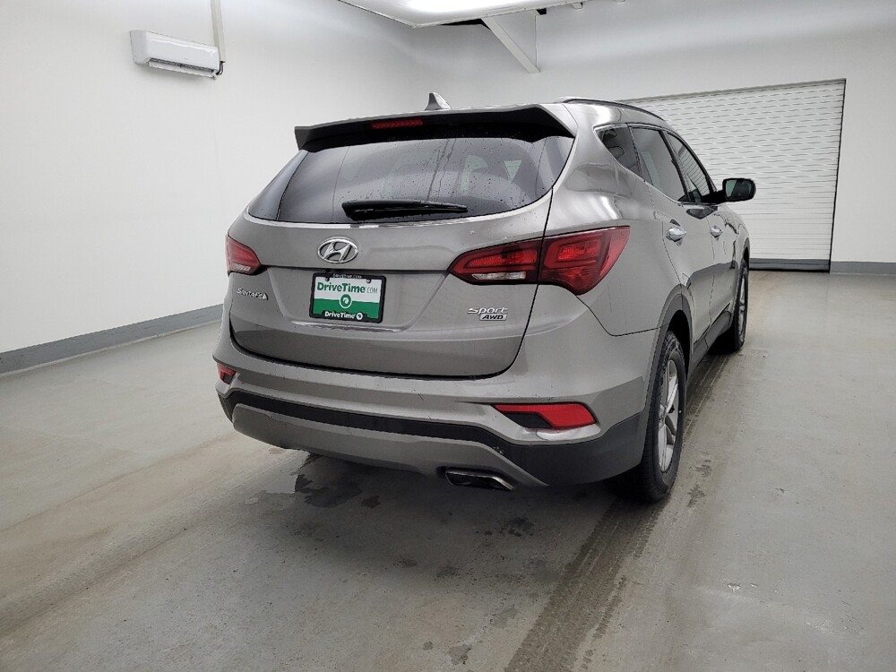 2018 Hyundai Santa Fe in Maple Heights, OH 44137 - 18120665 7