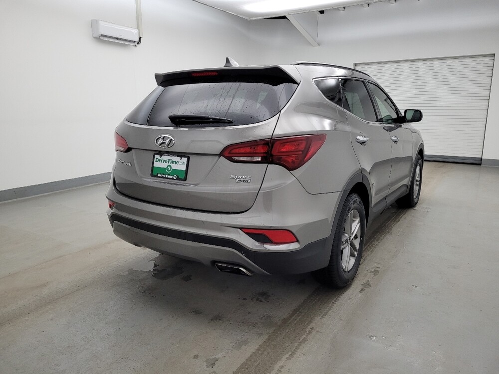 2018 Hyundai Santa Fe in Maple Heights, OH 44137 - 18120665 9
