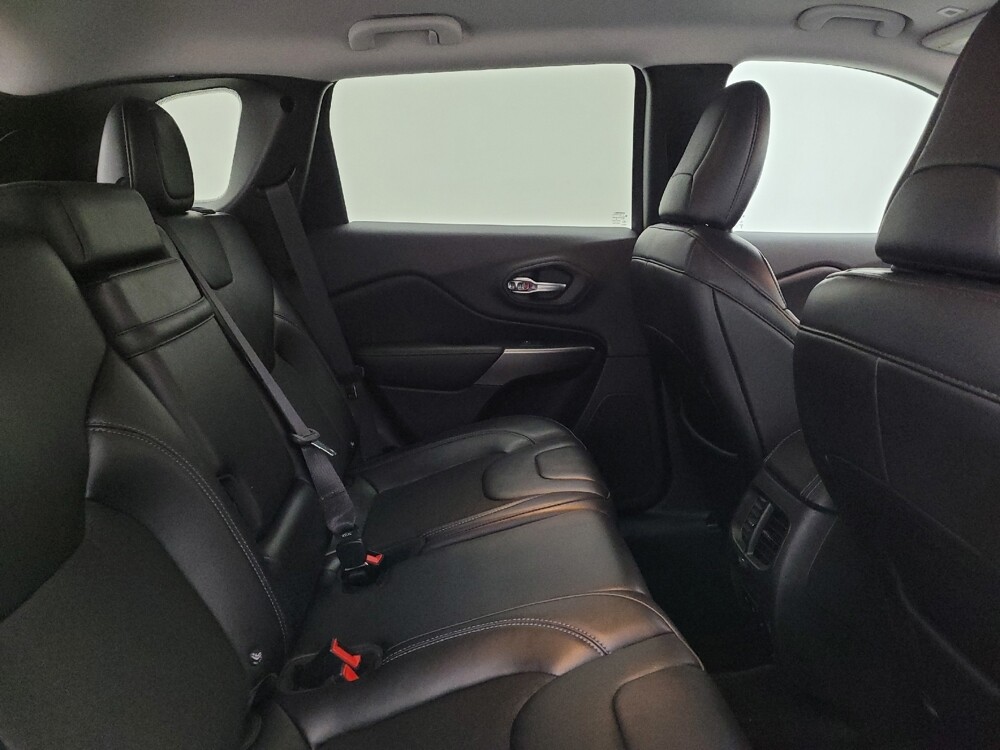 2019 Jeep Cherokee in Toledo, OH 43617 - 18120669 19