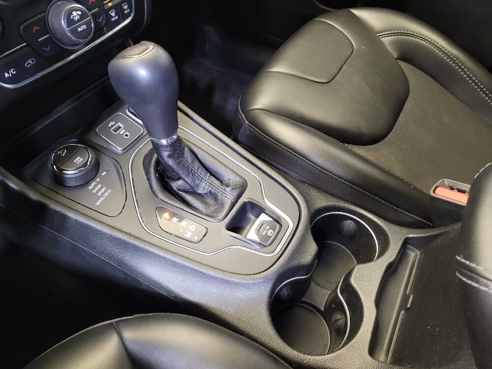 2019 Jeep Cherokee in Toledo, OH 43617 - 18120669 26