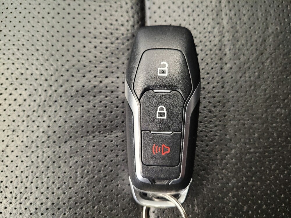 2017 Ford F150 in Lexington, KY 40509 - 18120670 32