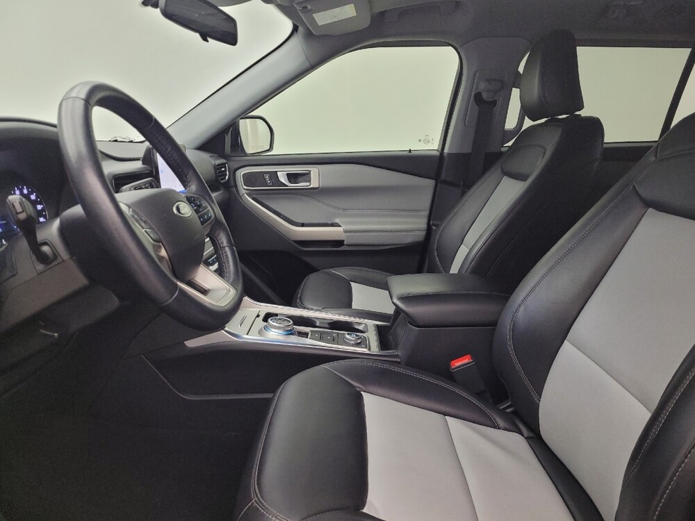 2022 Ford Explorer in Toledo, OH 43617 - 18120672 17