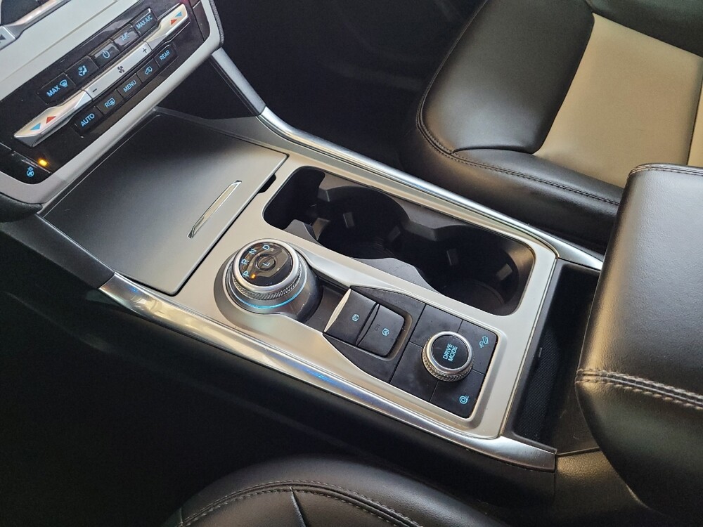 2022 Ford Explorer in Toledo, OH 43617 - 18120672 26
