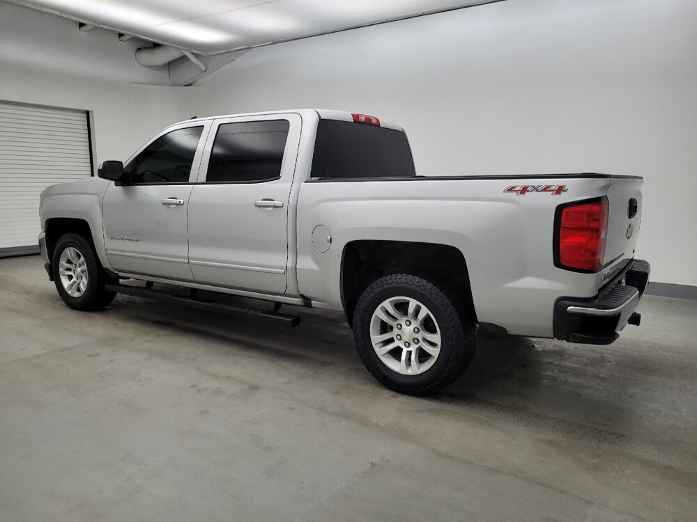 2017 Chevrolet Silverado 1500 in Cincinnati, OH 45255 - 18120674 3